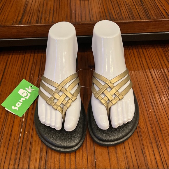 Sanuk Womens Yoga Salty Me Slide Flat Sandals Champagne/ Gold Metallic Size 6 M - Picture 2 of 6